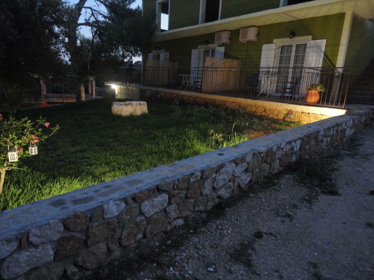 Yialos Apartments Livathos  Buitenkant foto