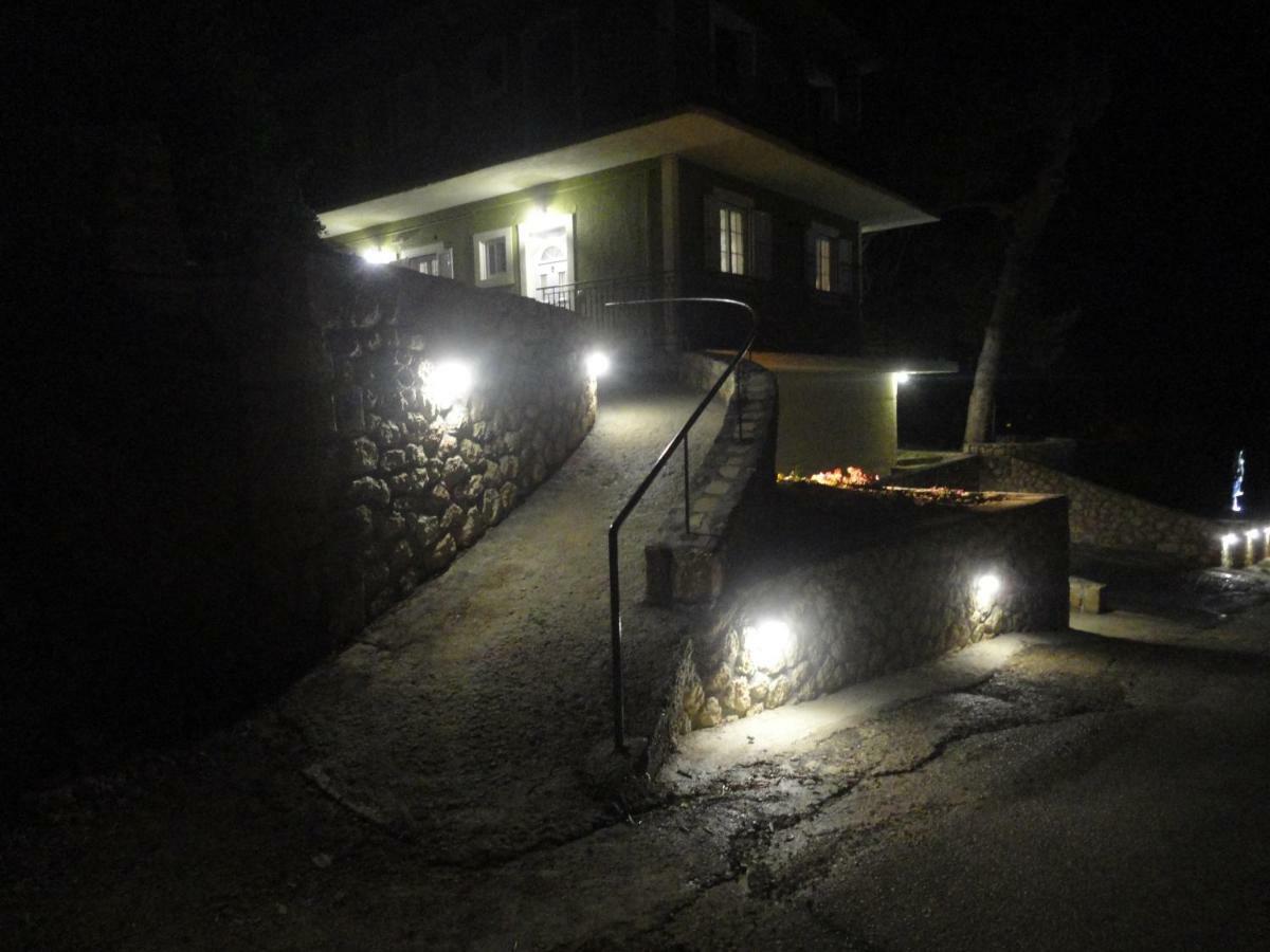 Yialos Apartments Livathos  Buitenkant foto