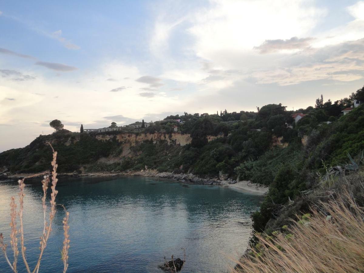 Yialos Apartments Livathos  Buitenkant foto